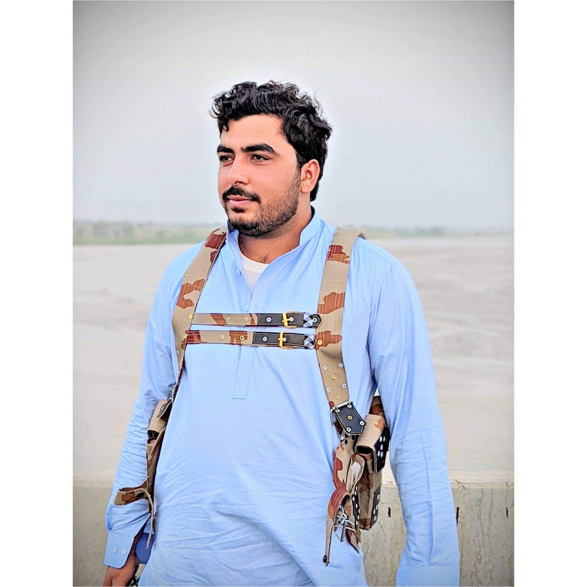 مـــخامــخ درنـــه قـــربان وروستـــه کنــځلې دې دوومـــخـو له صــفــته ...