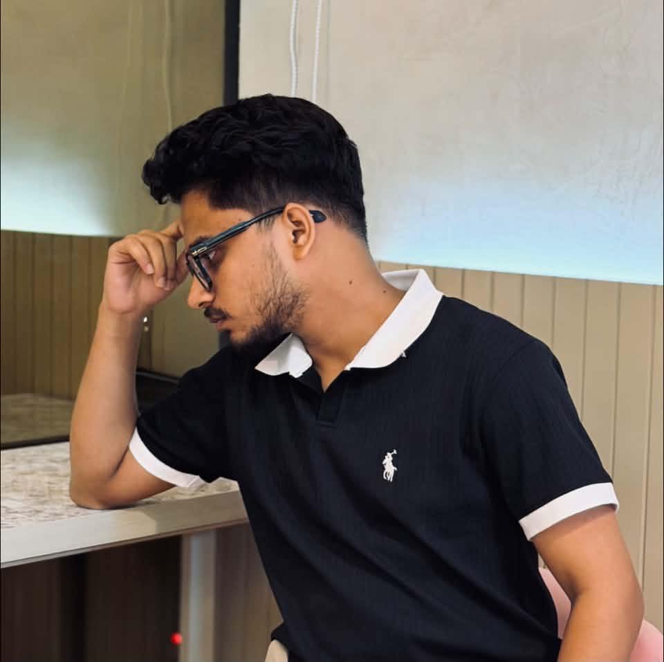 𝐑𝐚𝐬𝐡𝐞𝐃 𝐀𝐫𝐭ノ - সহজে পেয়ে গেলে মানুষ মূল্য দিতে জানে না 🖤🥀 ছবিঃ Golam ...