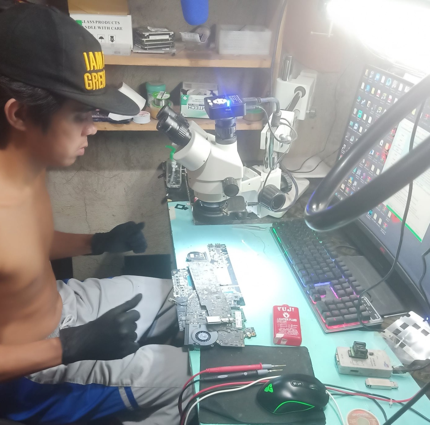 Laptop Repair & Laptop LCD Screen Replacement | LOOKING lcd replacement ...