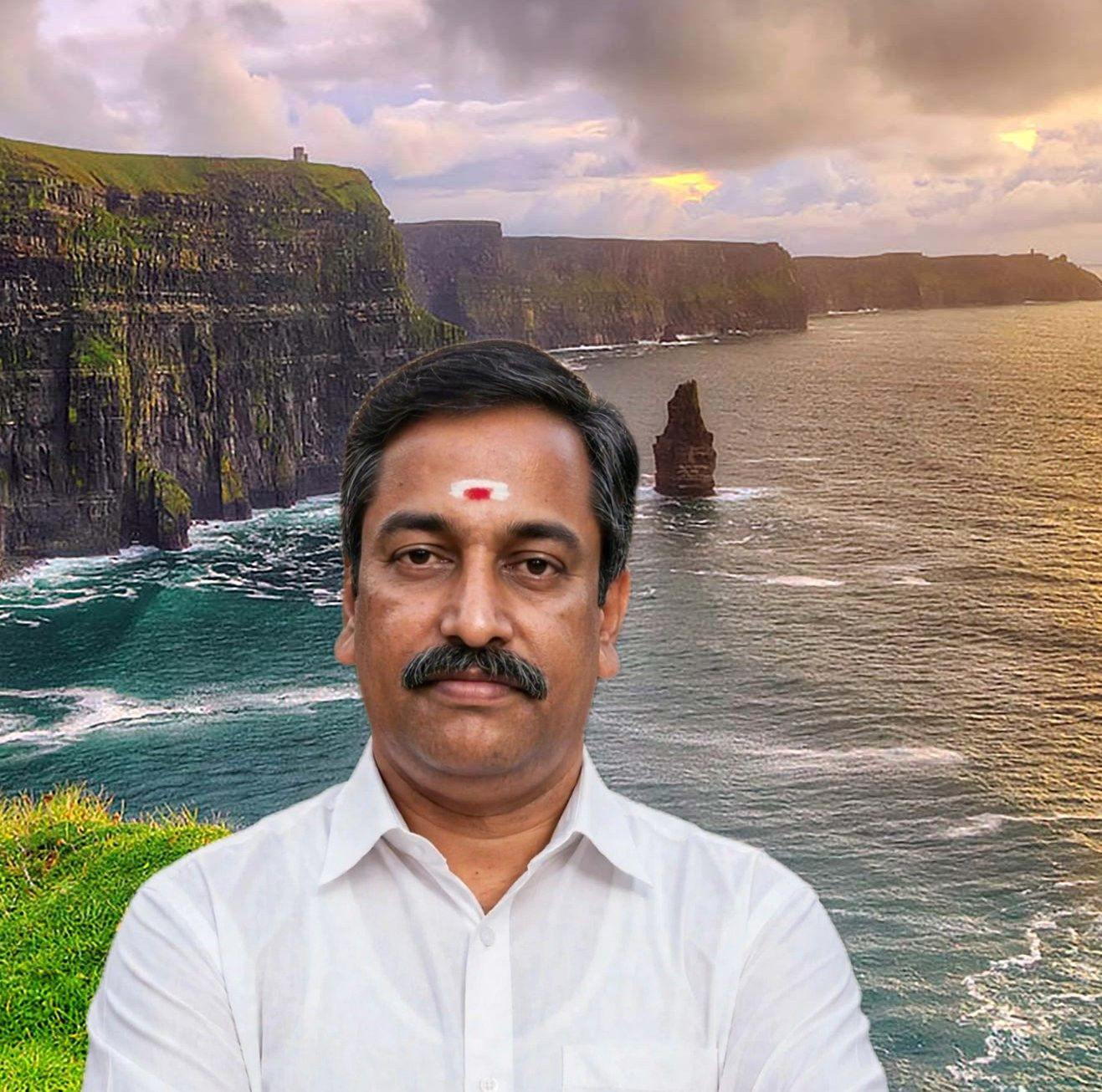 നോക്കി പേടിപ്പിക്കുന്നത് കണ്ടില്ലേ രാവിലെ തന്നെ 😄🐘 #wildanimals # ...