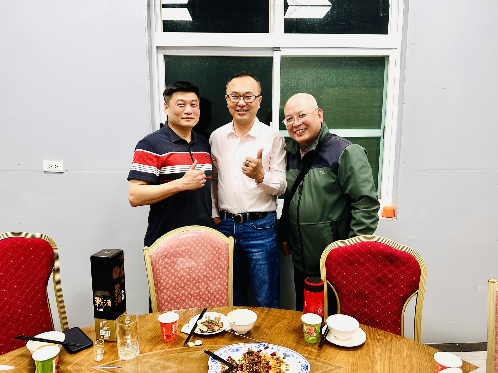 昭寰 - 彭哥的生活日常 昨晚的飯局其實是2🈷️份時就約定了 感謝學長來金門督導高中職射擊時 還邀約小弟我一同共進晚餐 每次聚會時間都不長但 ...