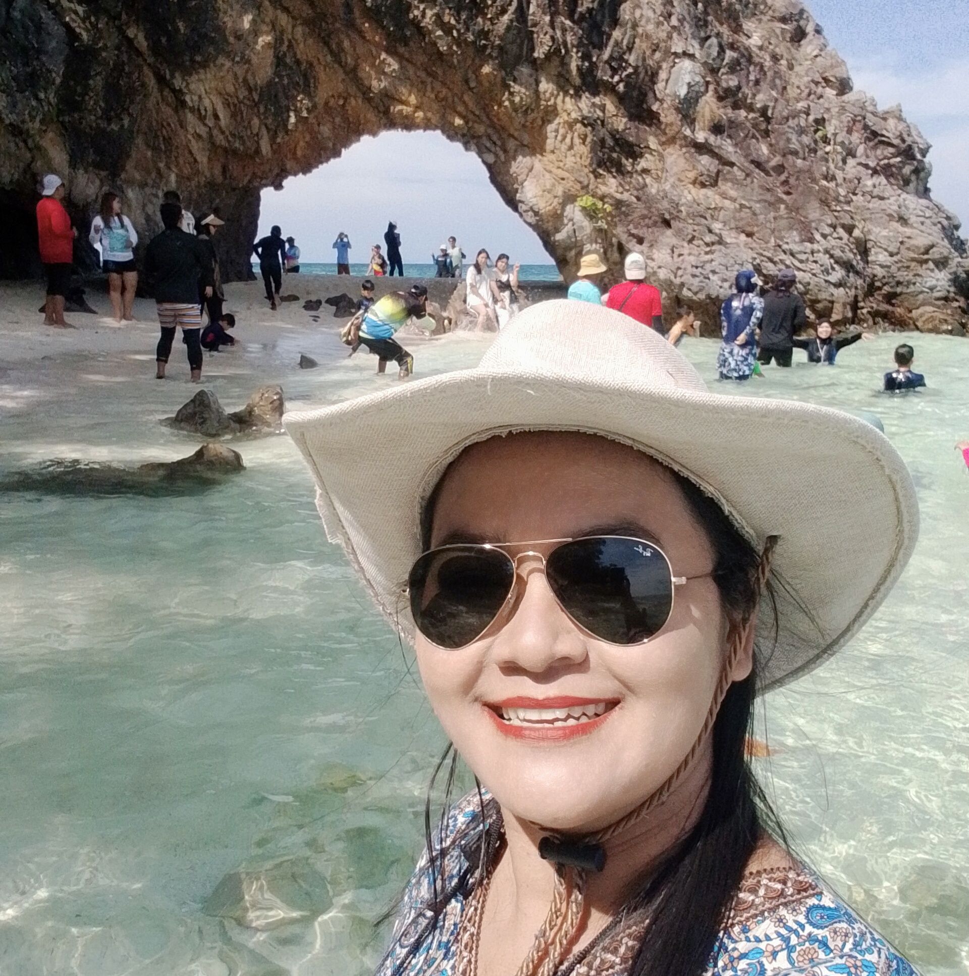พิธีตัดไม้ไผ่ทำเสาโกเต้ง - Pamon Kaewpavong | Facebook