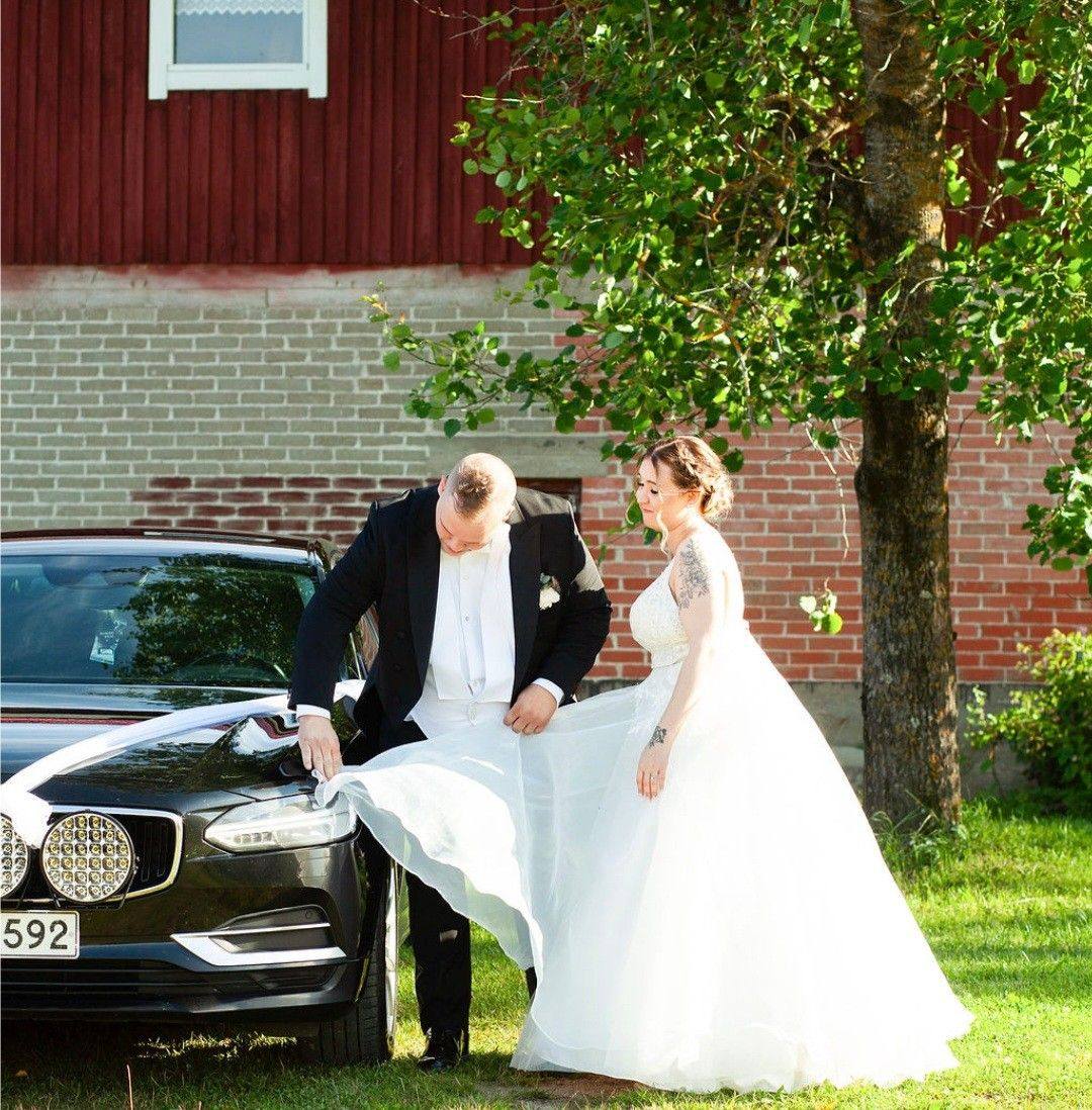 Isoin syy miksi ajan uudella Teslalla | Lauri Halinen