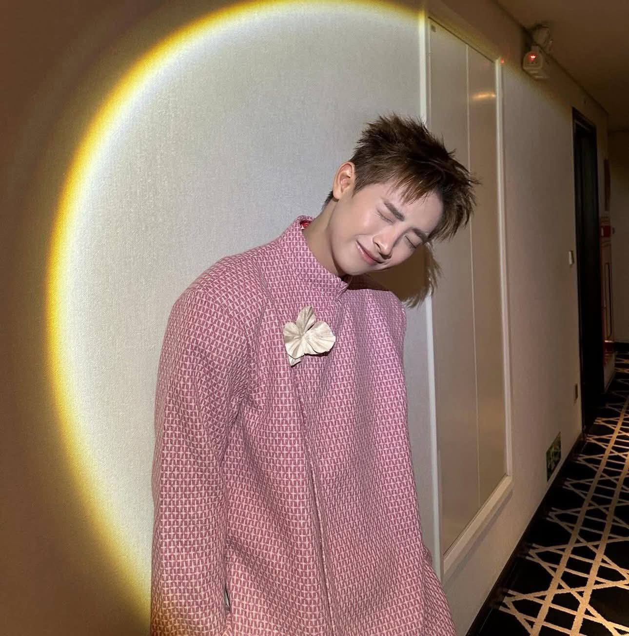 🥹 Sốc luôn: 