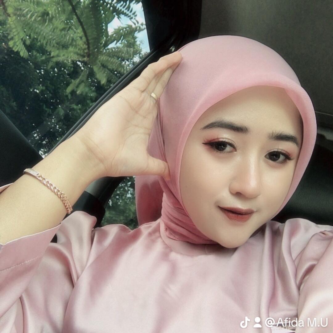 Mbah leginah makasih ya mbah sudah menghibur kami semua. Husnul ...