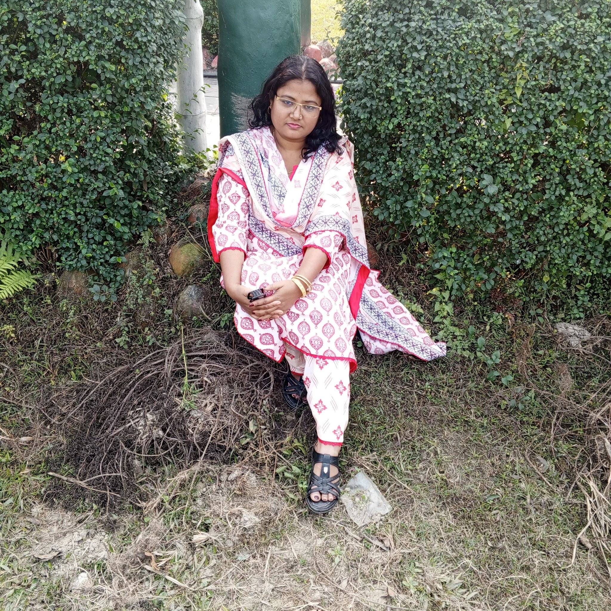 লিচু খেতে কে কে পছন্দ করেন? 🍒 কমেন্টে জানান 😍 | Babu Journalist | Facebook