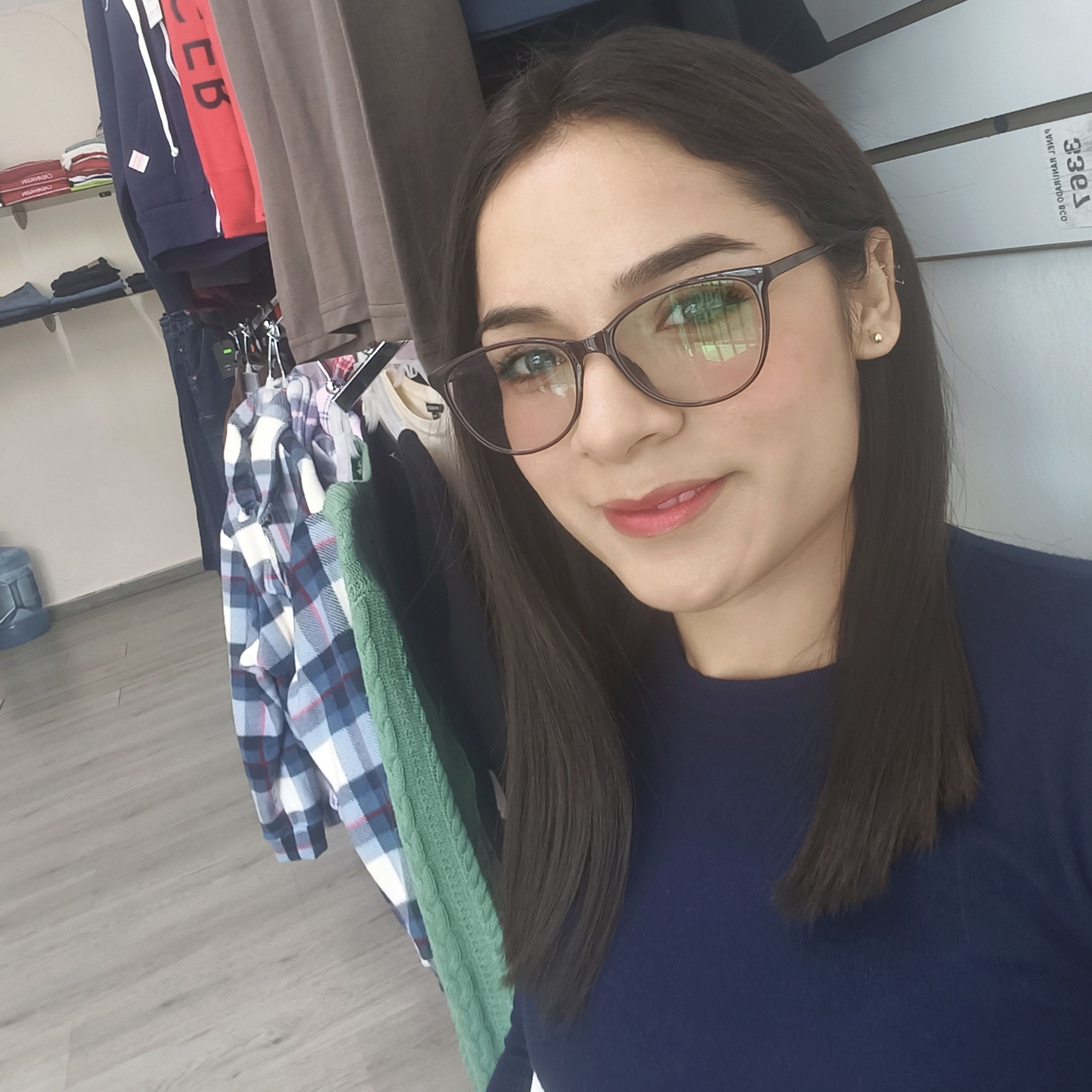 Karina Mk - Gorra económica disponible para entrega... | Facebook