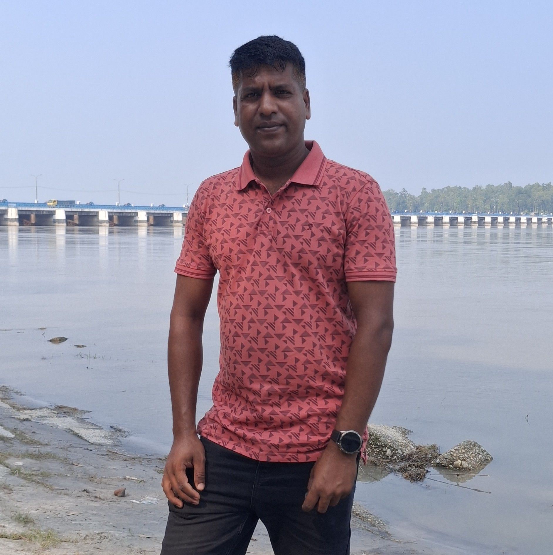 R Khan