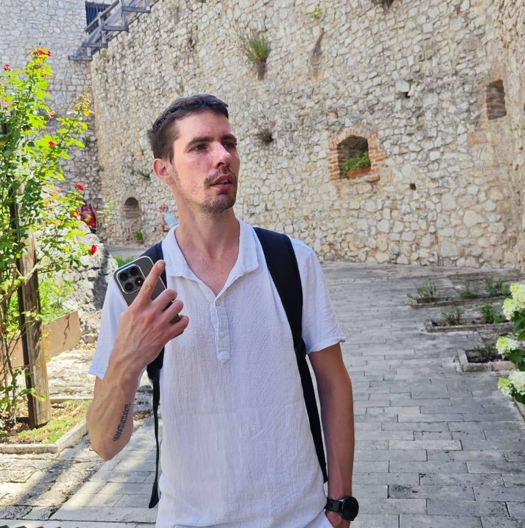 👋🏼 Sziasztok! Párommal keresünk kiadó lakást! 👋🏼 | Facebook