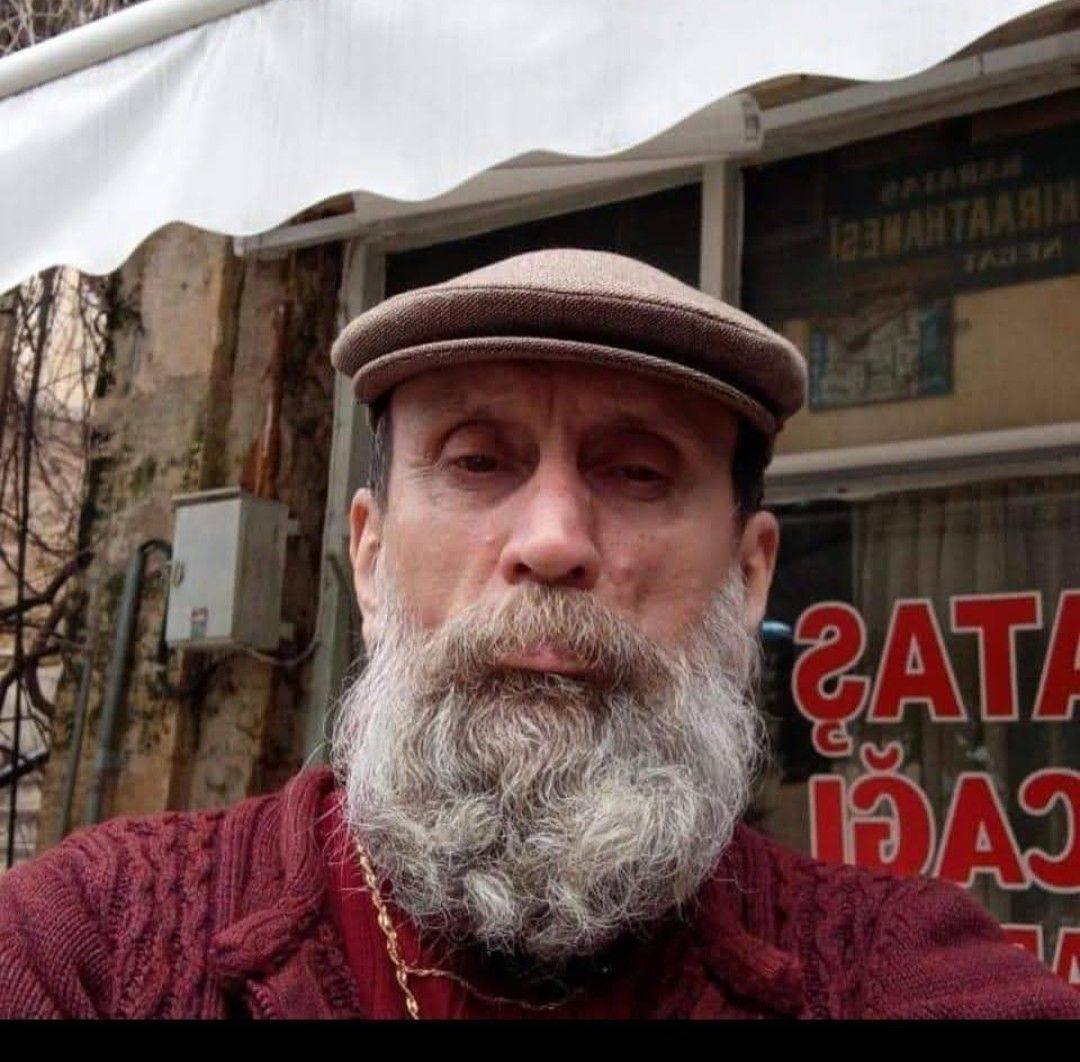 Akdam köyü nar sıkma hizmetinizde Nuri Çetin abimiz den Allah razı ...