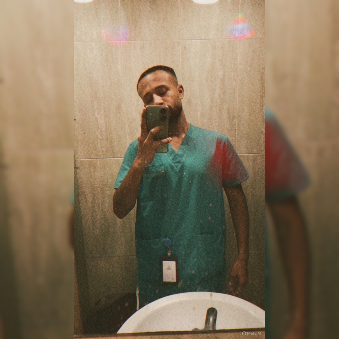 Naser M Ohamad
