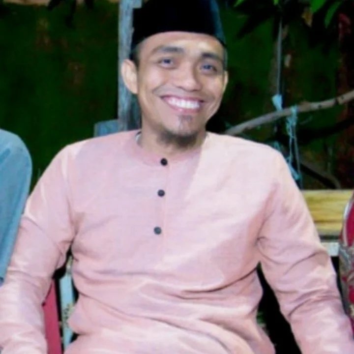 Aris Bukra