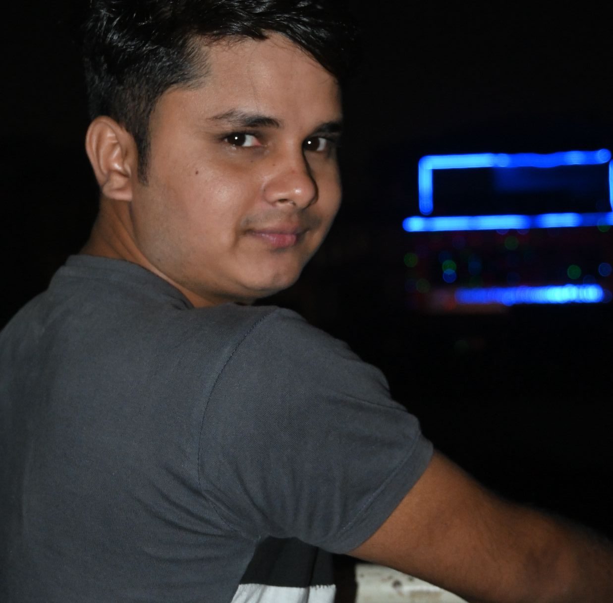 AhSAn Raj