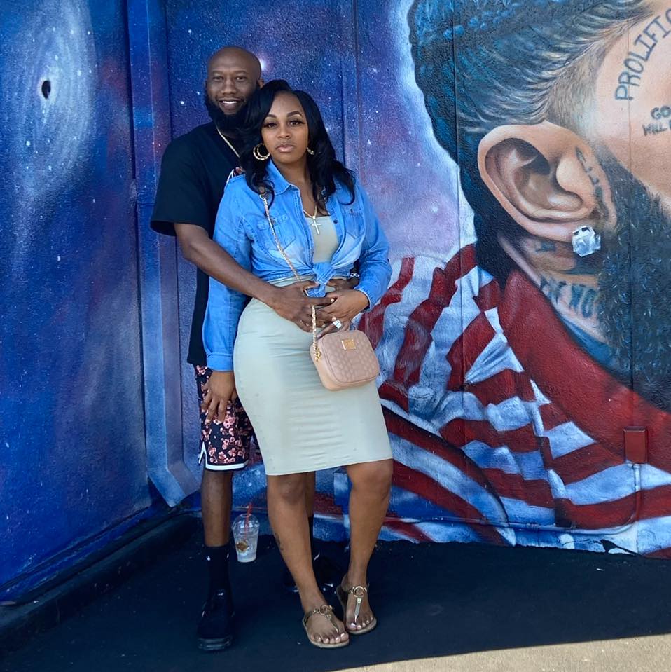 A Mom who is eating up MOTHERHOOD 🩷🤞🏽🌹 from 1 Mom to another keep doing ...