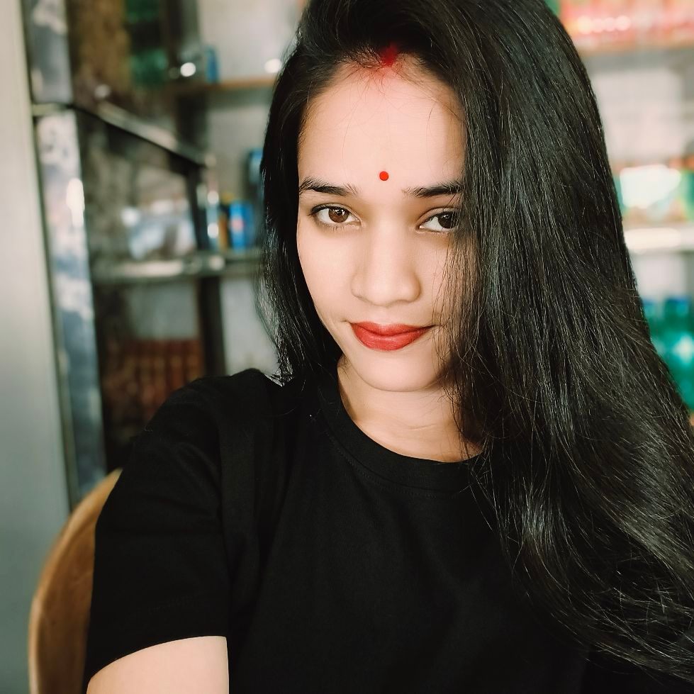 Mainu Bonia