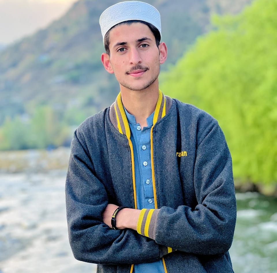 Azaz Gul