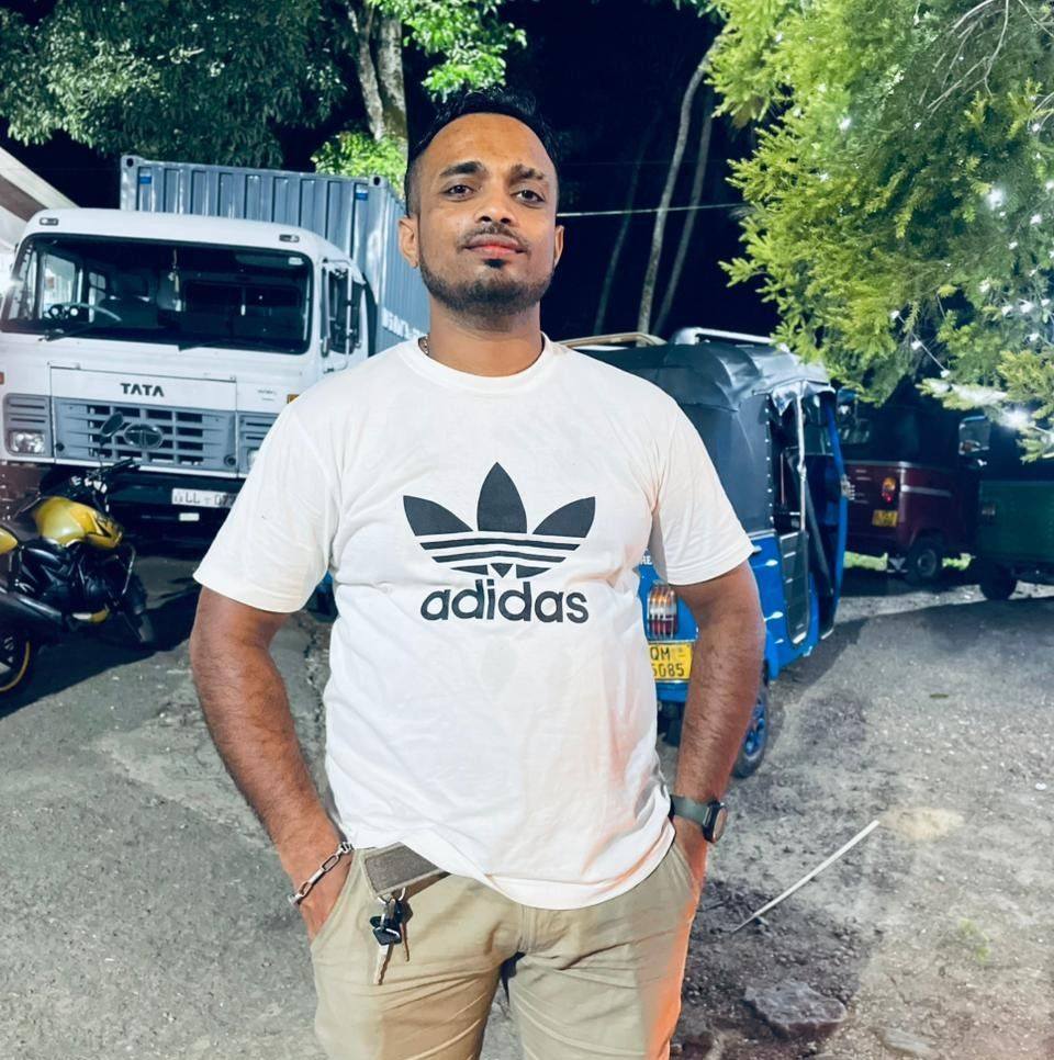 Dushari Dewanarayana | Facebook