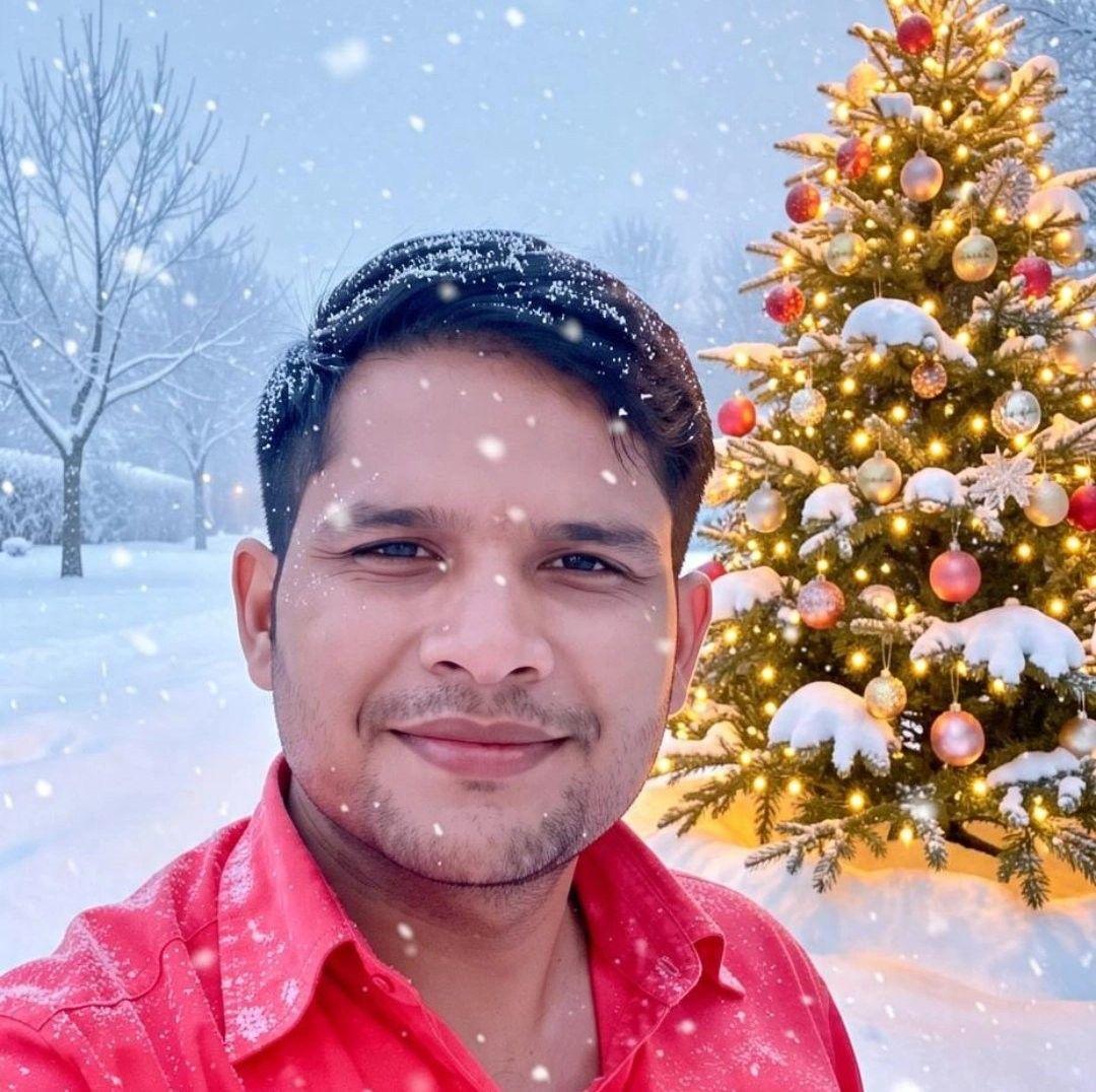 R K Raj ज्यादा से ज्यादा शेयर करे 🥹 🥹 🥹 😭 , , , हीरो कुत्ता एक पिगलेट ...