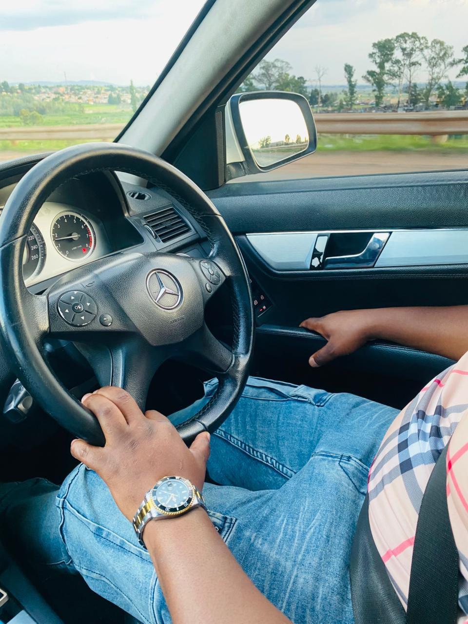 Mercedes Owners Kenya (WABENZI) | Yesterday my fuel gauge stopped ...
