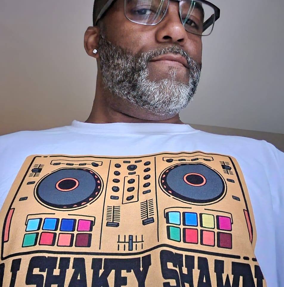 LaShawn Travis