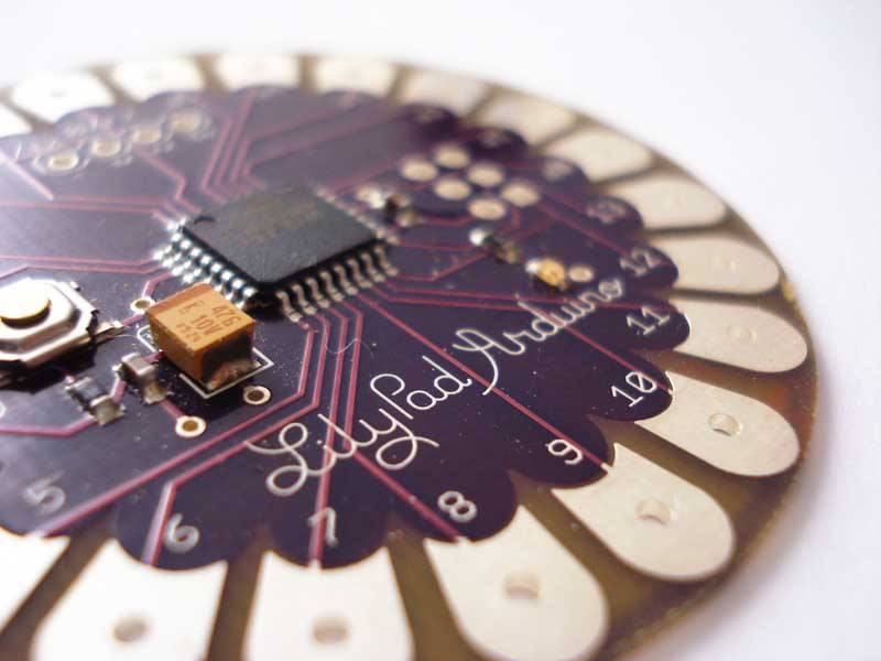 LilyPad Arduino