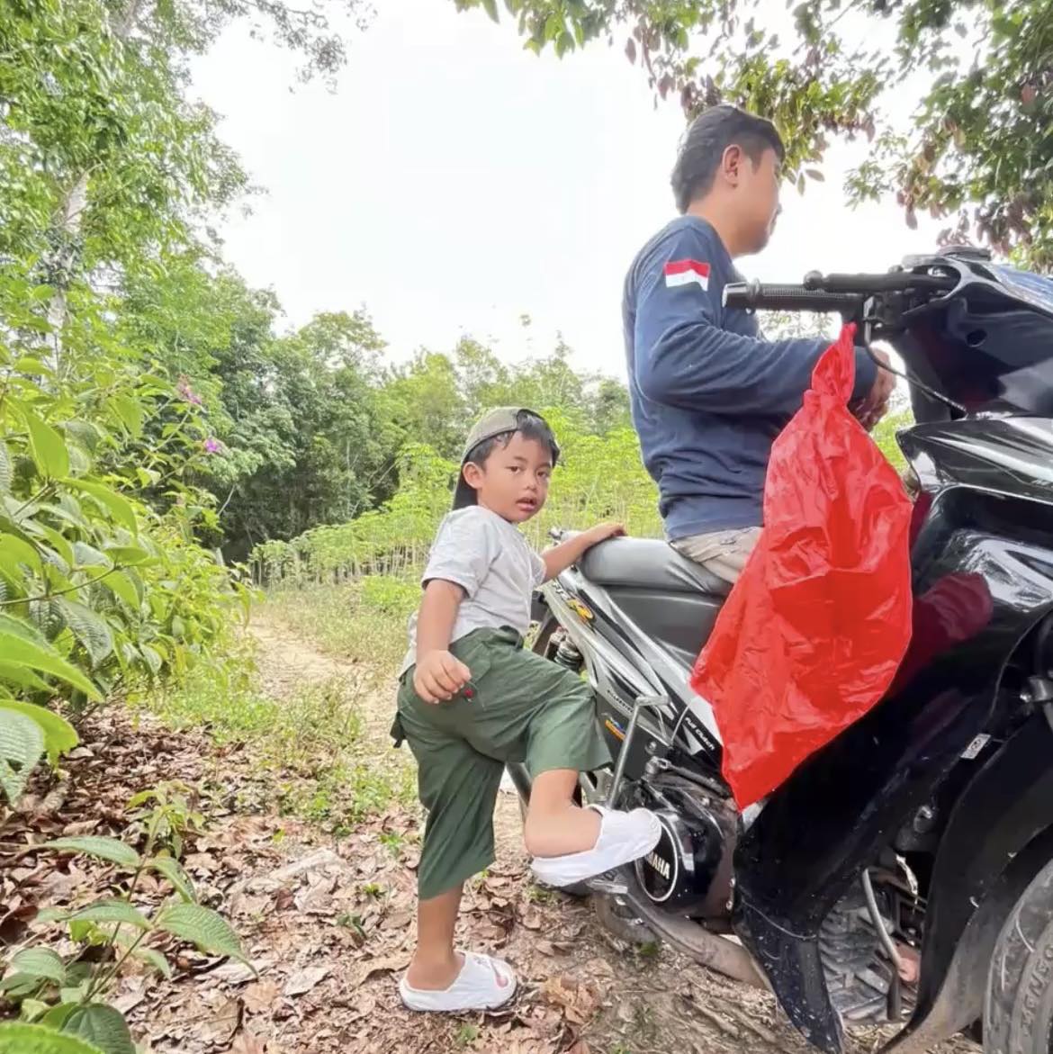 https://s.shopee.co.id/LnpYVAd8H | Samran M Nur