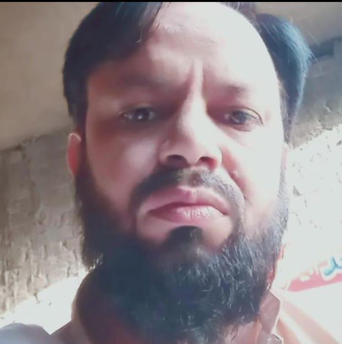 actor-mohsin-gilani-vs-engineer-ali-mirza-memes-video-molvi-memes