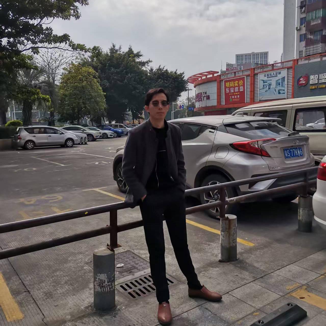 It’s a great car fast charger，especially for the cable recycling | Yang Ren