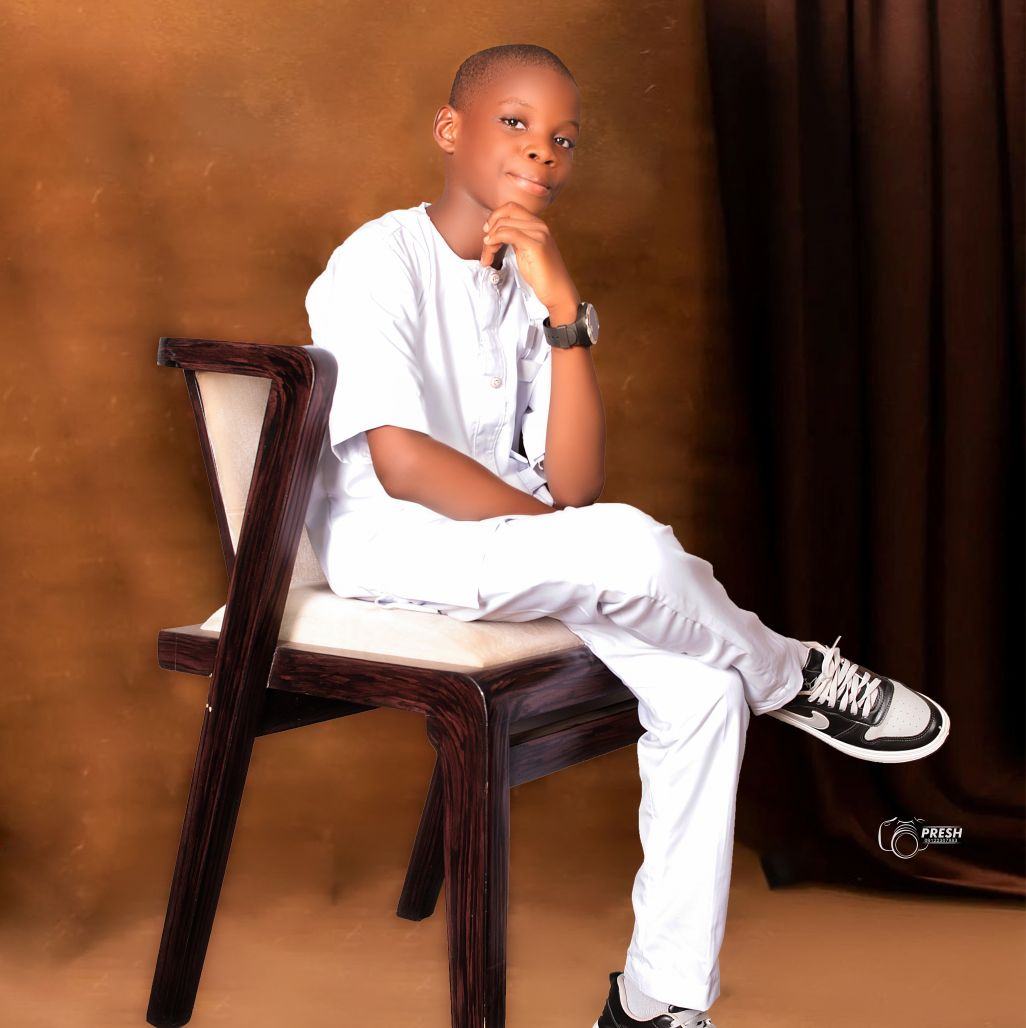 Amara Mavi Moemeka