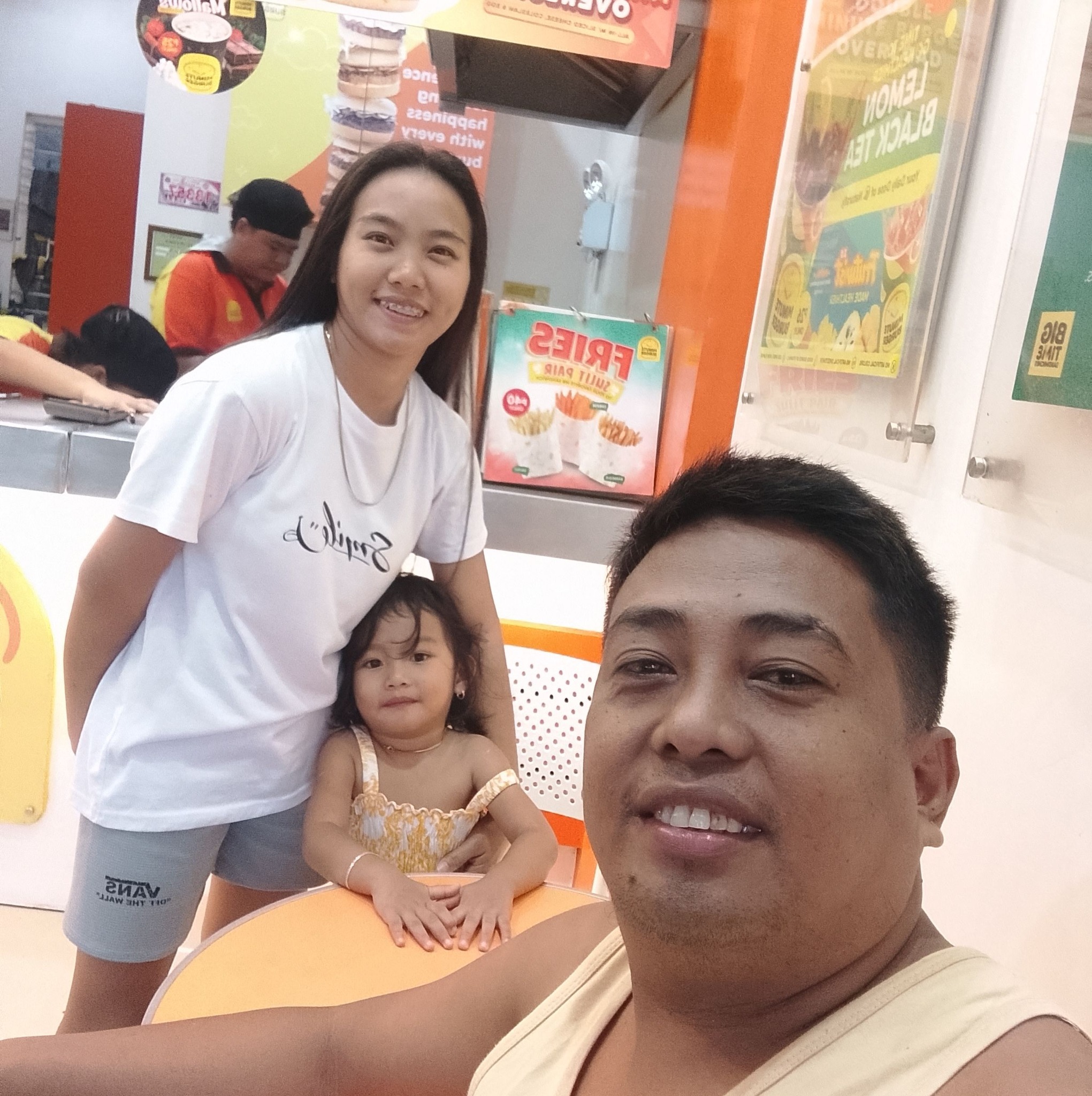 Jhay Albaniel