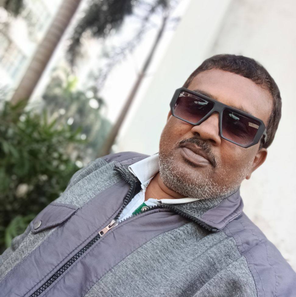 Animesh Dutta-র লাঠিটা চললে মনিও ঠিক কথা বলবে আসছে আবার প্রলয় ২ on ...