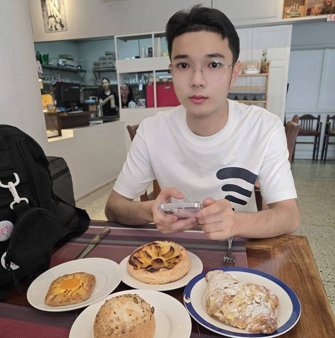 Pk Pookpik Santisouk Duangnavong