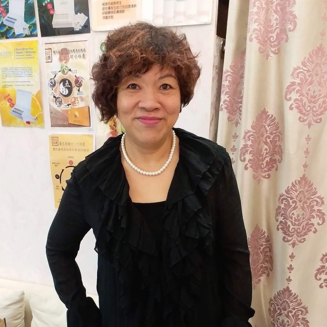 東方娛藝珍藏 - 一代藝人 —— 任白戲曲藝術畫册（永久保存版） 任劍輝小傳 / 白雪仙小傳 / 任白合作史 / 任白戲寶介紹 / 任劍輝談 ...
