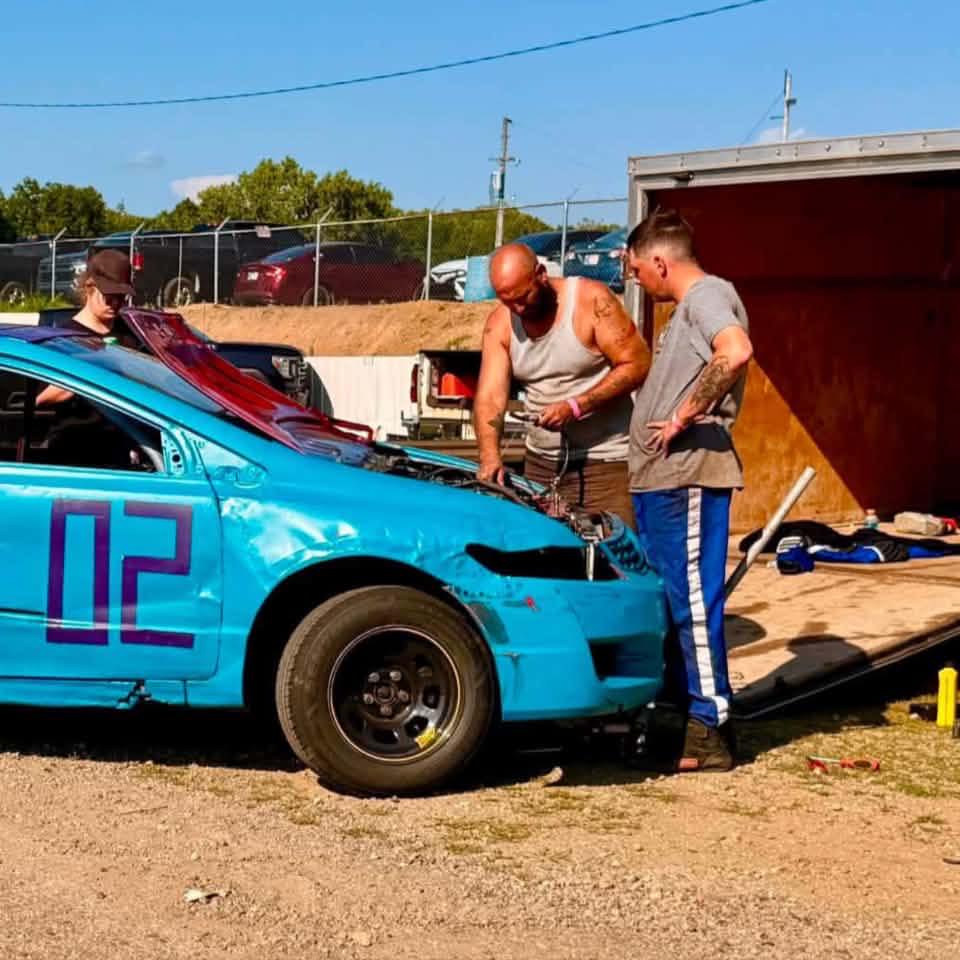 ISO: more pics of this race car. I... - Austin Richardson | Facebook