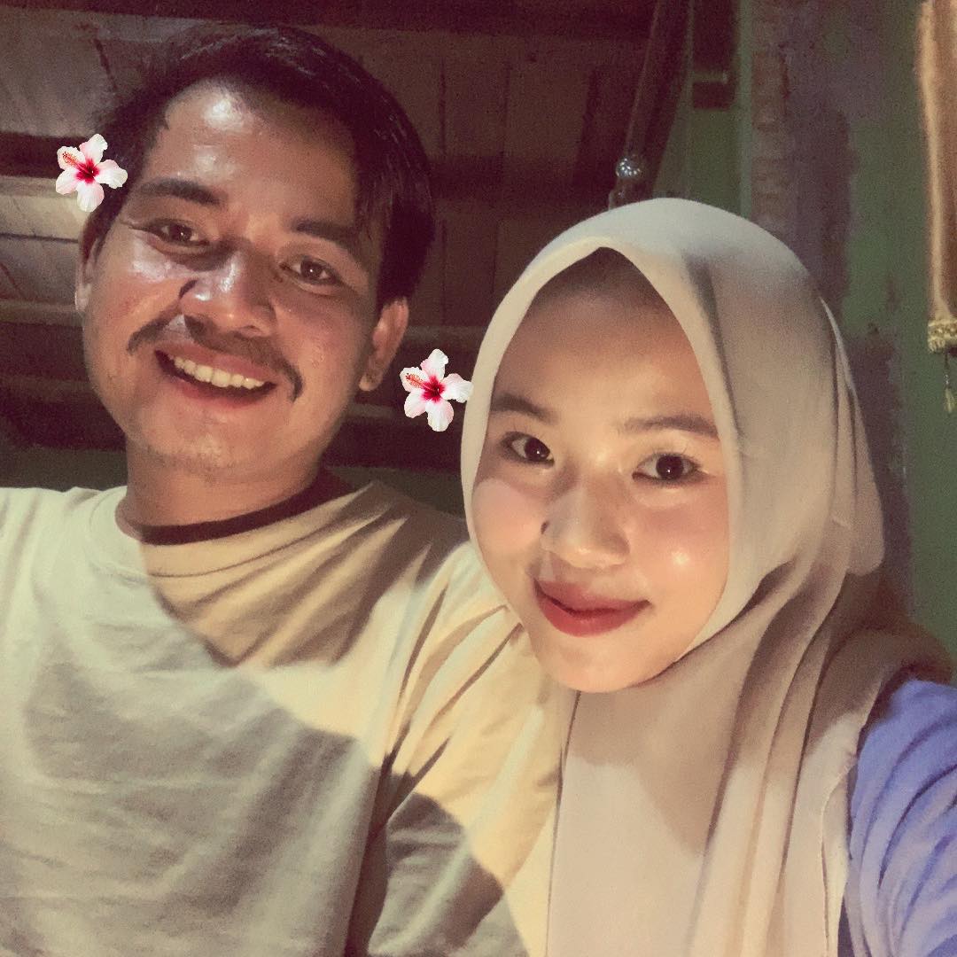 Si lak tiktok tapi si deweg lak mnyanyi.... Cgai Gring die BI lk tiktok ...