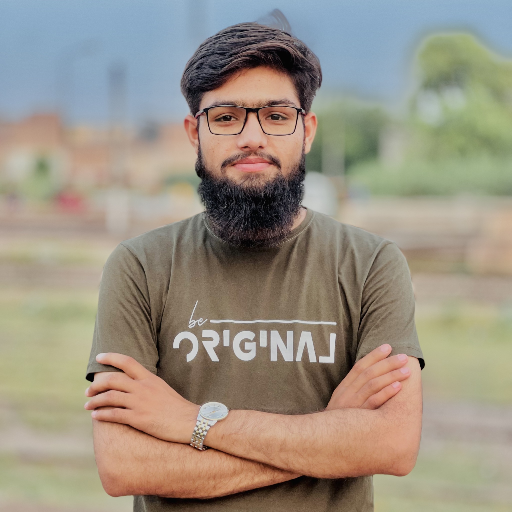 Ma'az Khan