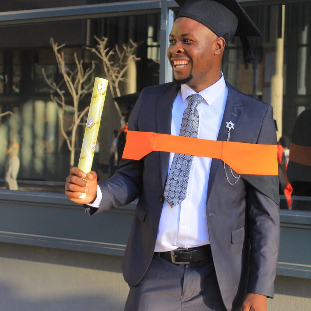Abuti Calvin Mdledle