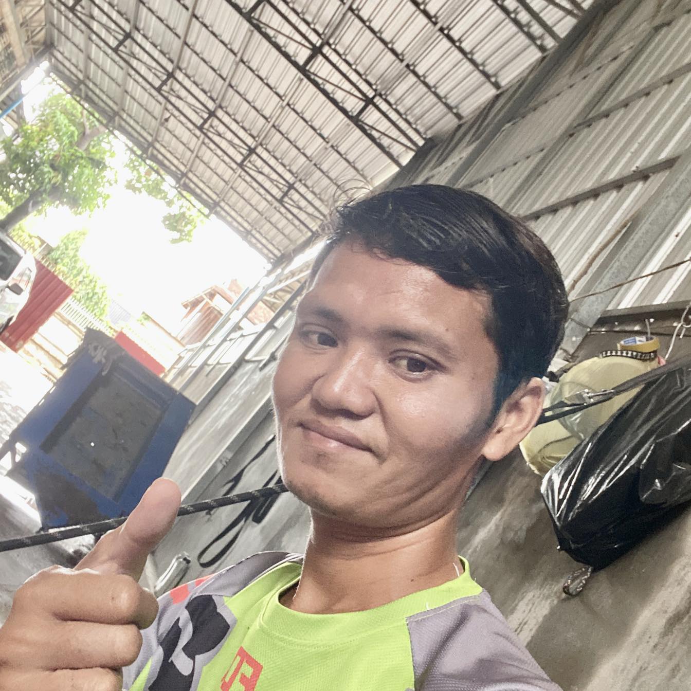 បុក ល្ហុង មេឃ កំពុង តែ ភ្លៀង ចេះ ជាតិ ខ្លាំង មែន ទែន #reels #savdyso # ...