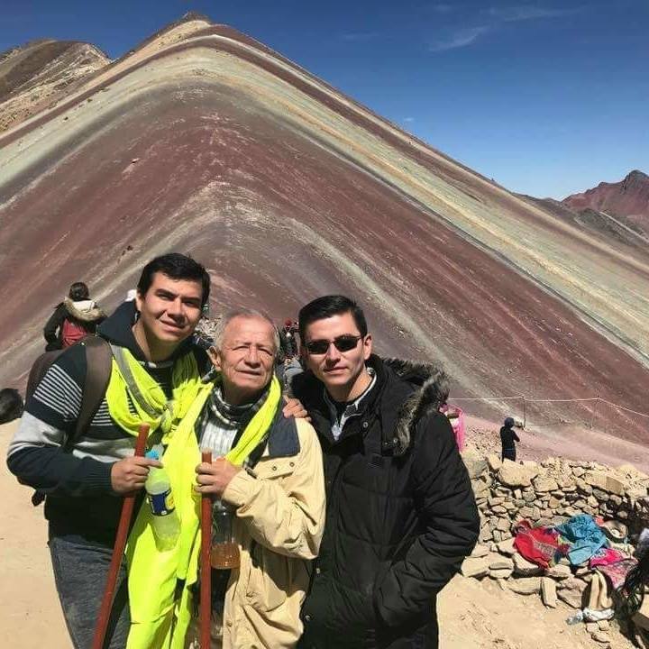 Dicen que un café nos transporta al origen 🌳y aquí es así. Un americano ...