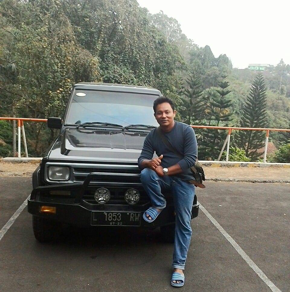 SOTO AYAM RAME DI PINGGIR JALAN 🫶🏻 Baru aja buka tapi udah di serbu ni ...