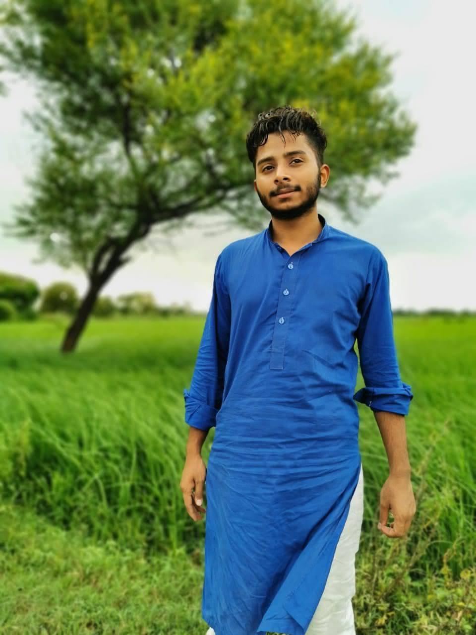 # viral video beg faith debate Zeeshan Sahab and begarat iqrarullhasan ...
