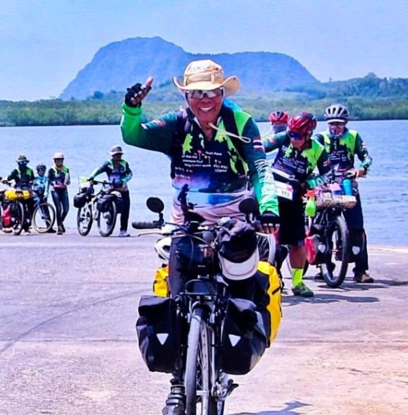 #วัน อาทิตย์ ใครเขาหยุดปั่น กันล่ะ😍😍🚴🏽‍♀️🚴🏽‍♀️ | Neung Pakamon