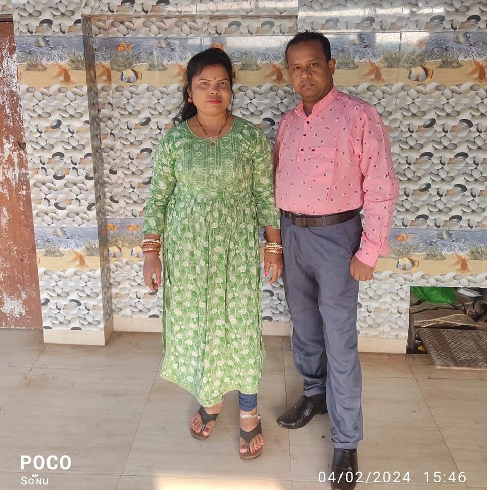 শাবককে বাঁচাতে গিয়ে লোকটা নিজে প্রাণ দিলো সিংহের মুখ #BraveRescue #