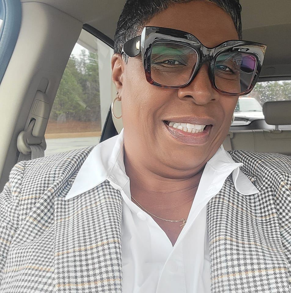 B'DAY QUEEN 🤍🤍🤍🤍😘 | Shelia Bland-Stith