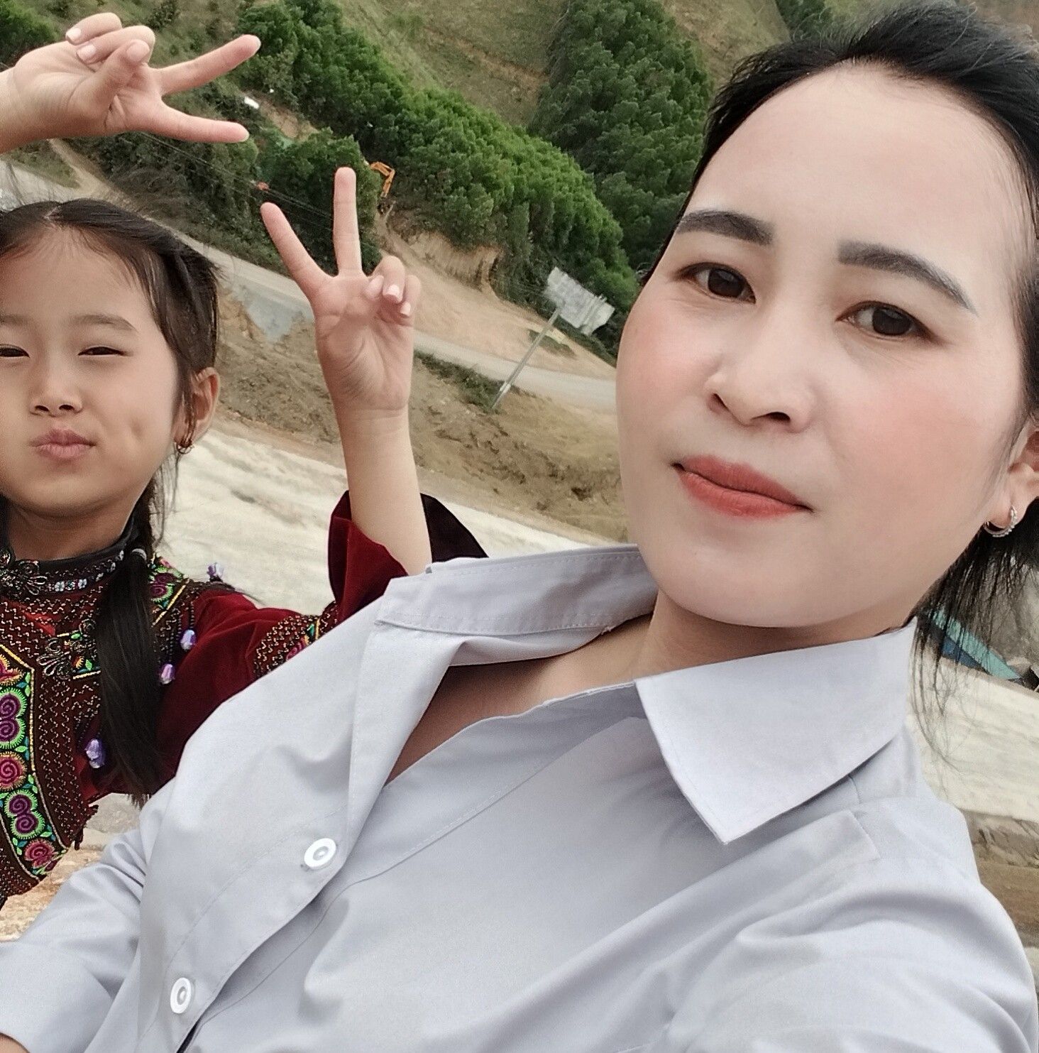 thov txhawb koj lub zog txhua lub sij hawm ️ ️ | Sùng Thị Ánh