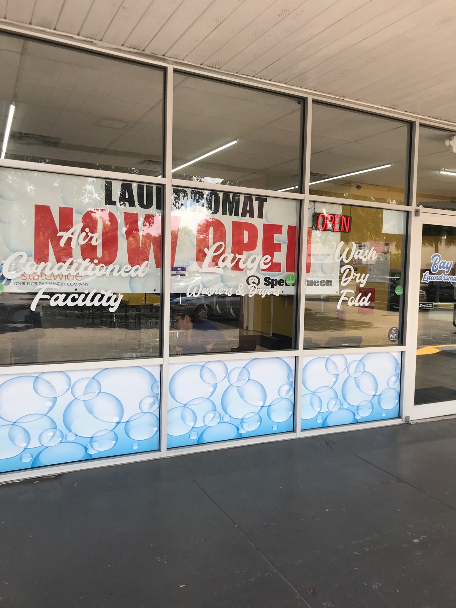 Bay Laundromat | Tampa FL