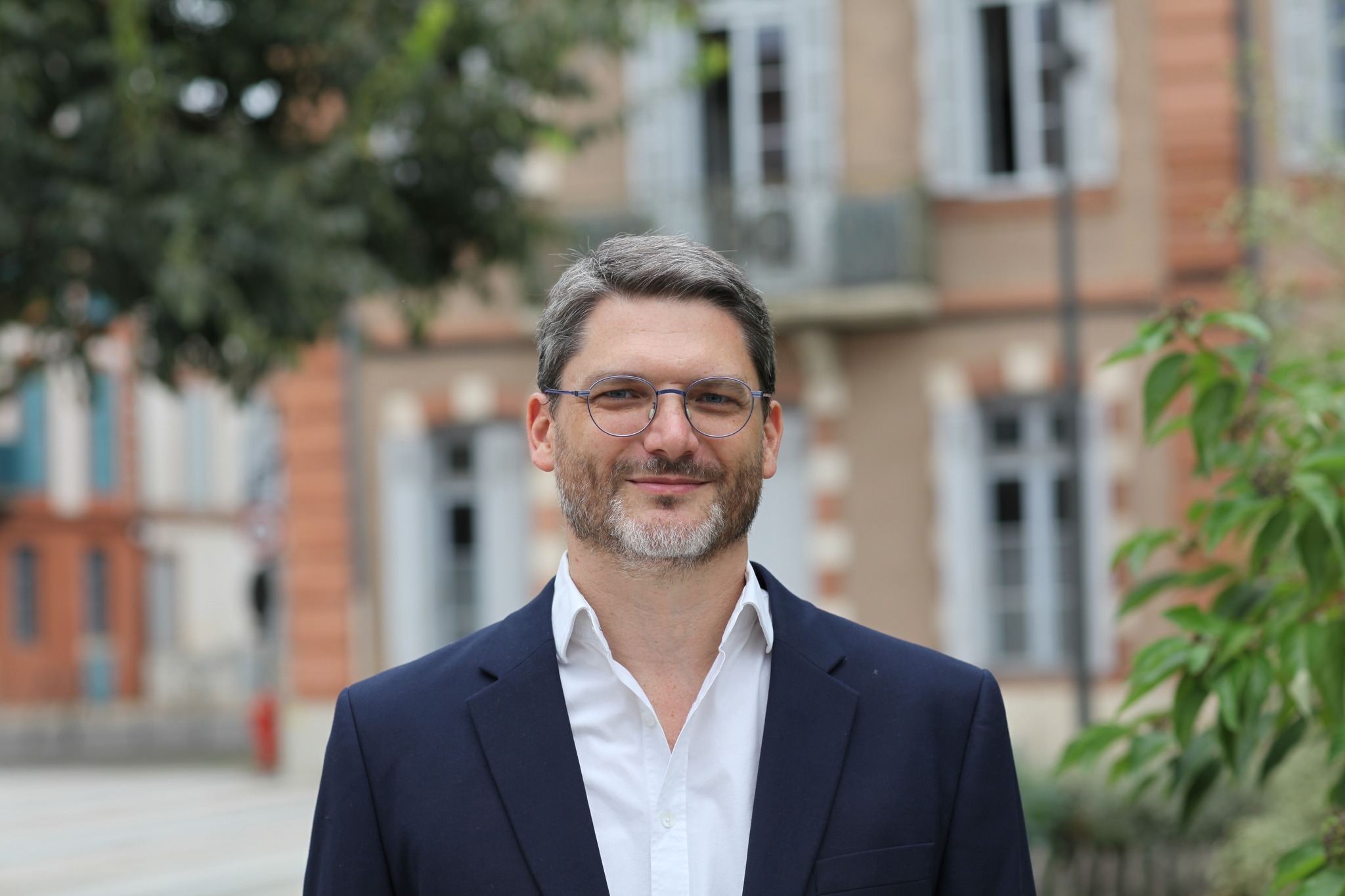 Arnaud Hilion - 🚨 Stationnement payant à Villebourbon :... | Facebook