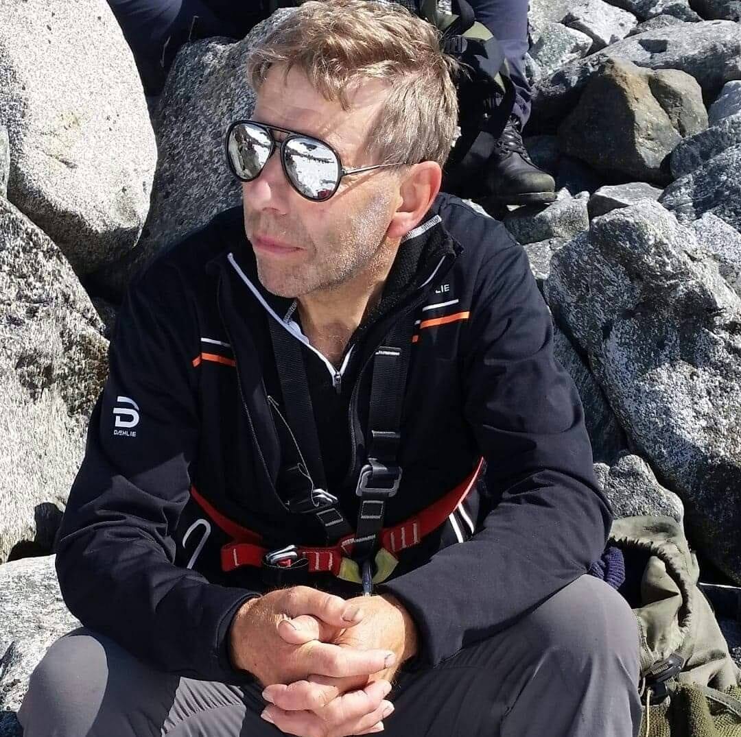 Hei, er det noen fjell som det e lurt og holde seg unna pga elgjakt ...