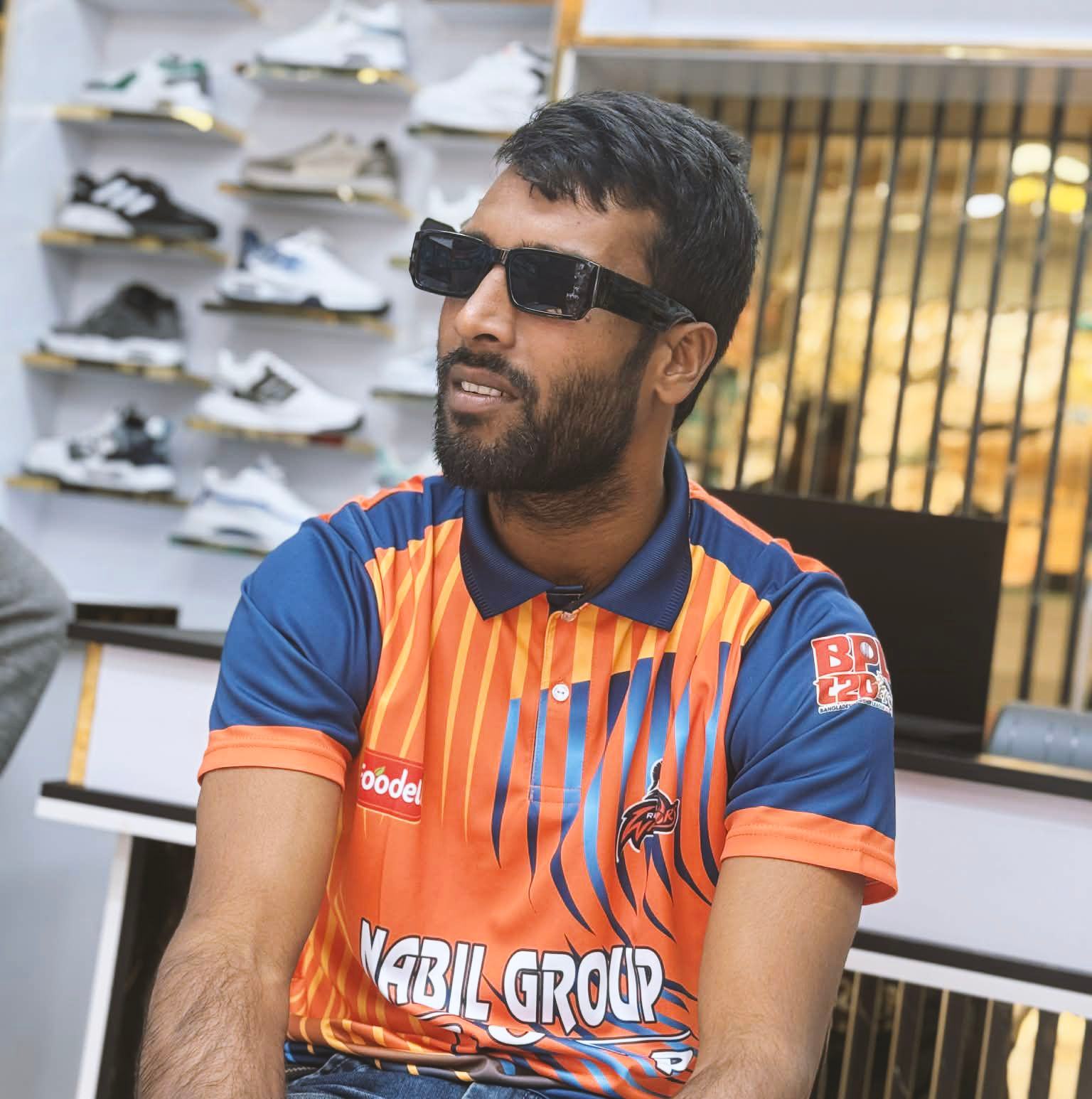 নিয়ামতপুর বাজার অডিটোরিয়াম মার্কেট রুম নং (২৬) ০১৩৪৬৫৫৩৯১৭ | Md ...