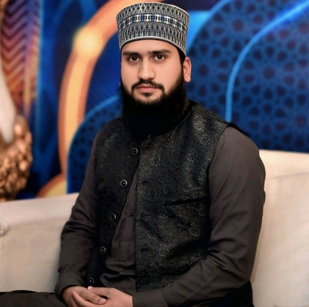👁️ آنکھیں اکثر وہ راز کہہ دیتی ہیں... جو زبان سے بیان نہیں ہو سکتے! کچھ ...